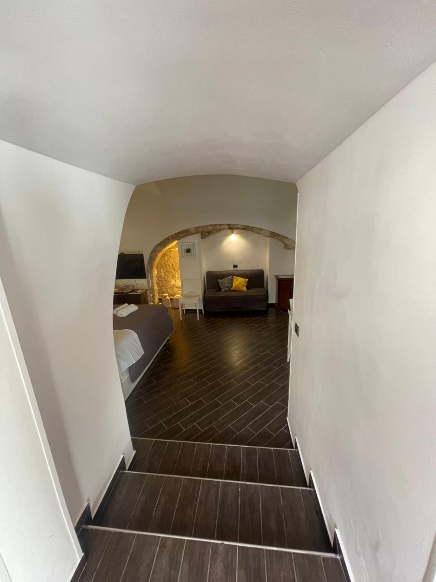 Desireshome Bari Kültér fotó